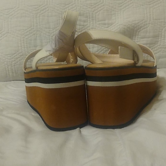 JustFab "Oh Behave" Platform Sandal 7.5 - Picture 4 of 9